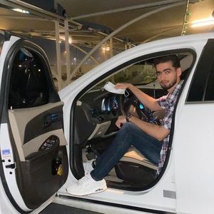 Meet your Posher, Mhamad